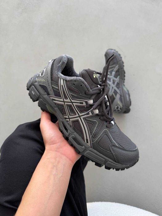 кросівки зимові чоловічі сірі гортекс термо асікс кахана asics kahana