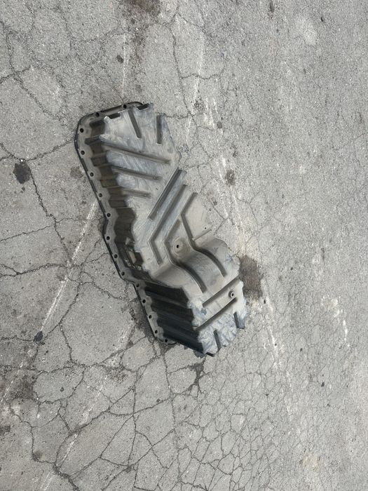 Піддон оливний Renault Magnum E-Tech евро 3 400/440/480, пластик