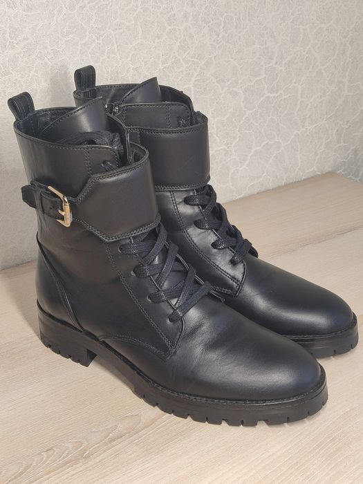 Жіночі черевички Massimo Dutti