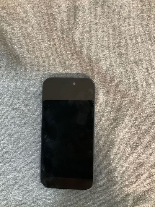 iPhone 15 para peças