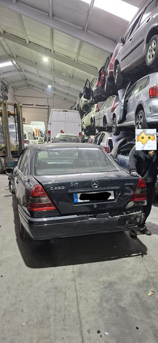 Mercedes c 250d w202  para pecas
Ref:605.910