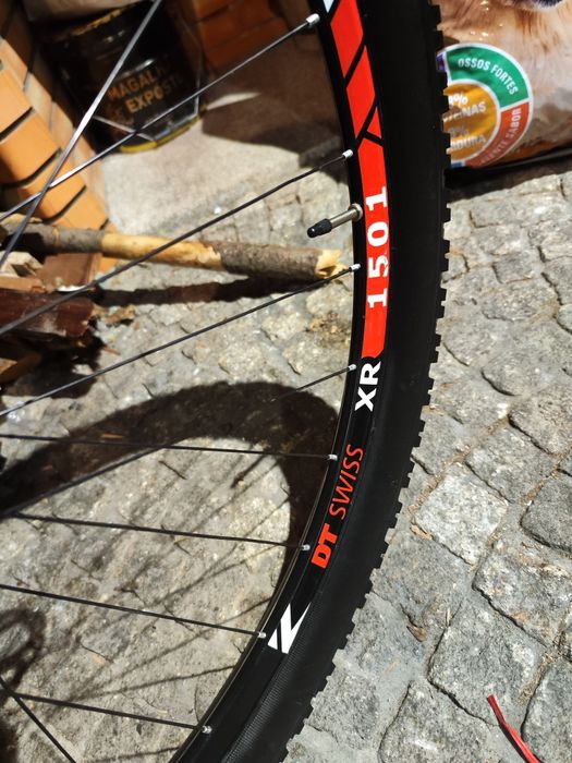 Specialized Epic Comp Carbono
Amortecedor Fox Brain 
Suspensão Rocksho