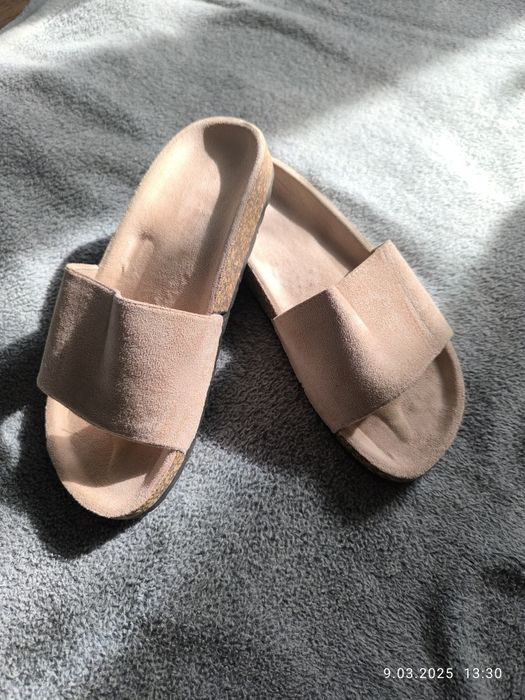 Damskie klapki roz 39