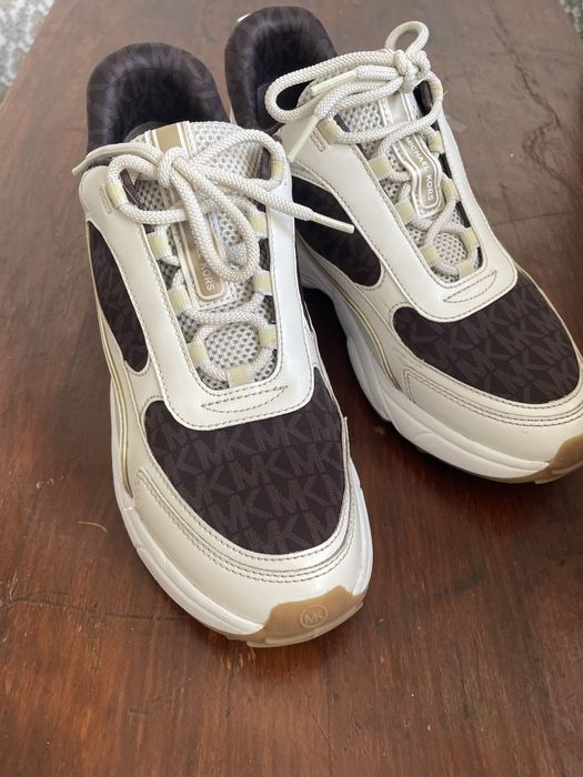 Продам кросівки Michael Kors оригінал розмір 40