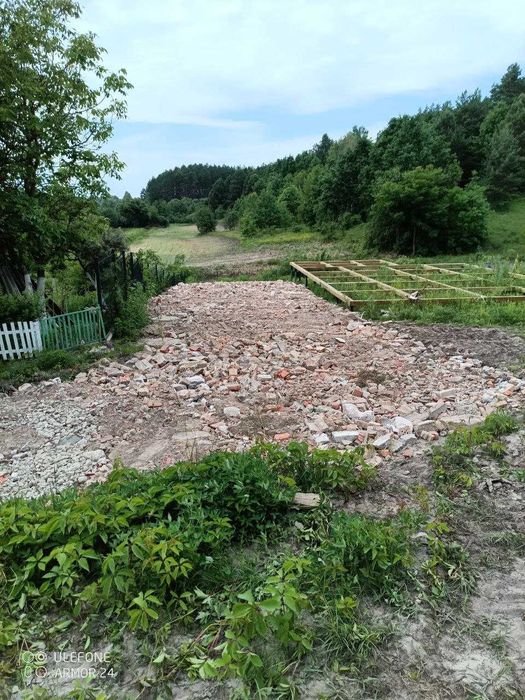 Підготовлена ділянка у Музичах: фундамент, вода, септік, світло, озеро