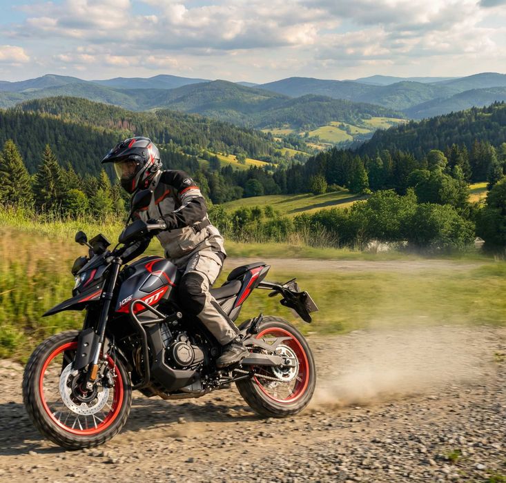 Wynajmij chopper Zontes 125C na weekend w Beskidach-prawo jazdy B