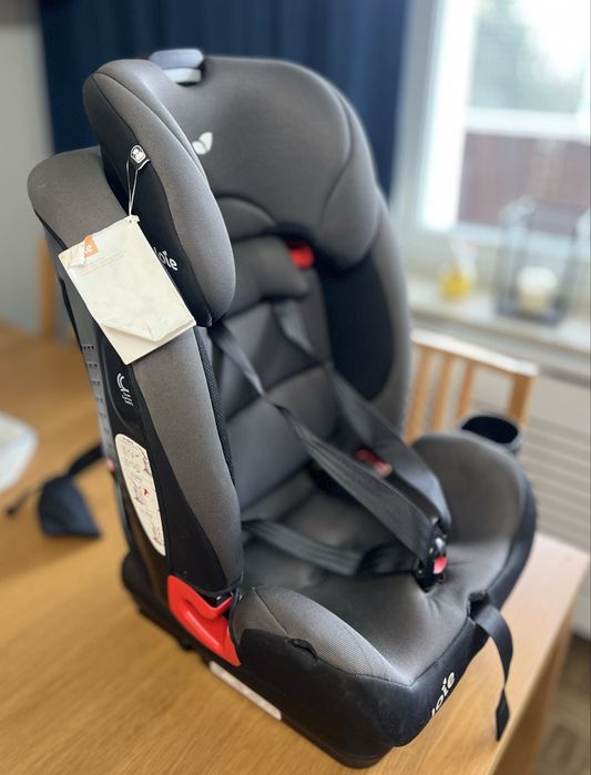 Fotelik samochodowy Joie Bold 9-36 kg ISOFIX – stan bardzo dobry