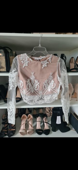 Koronkowa bluzka top S cielista koronką