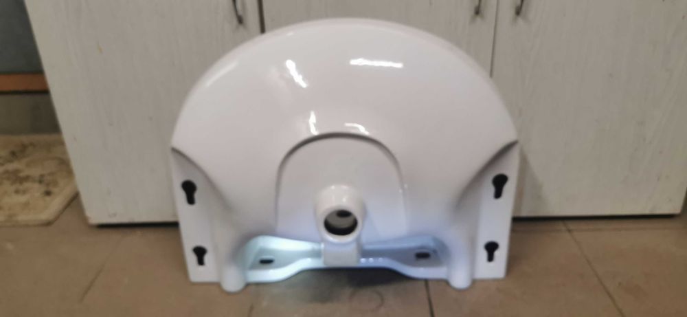 Umywalka ceramiczna - nr 3