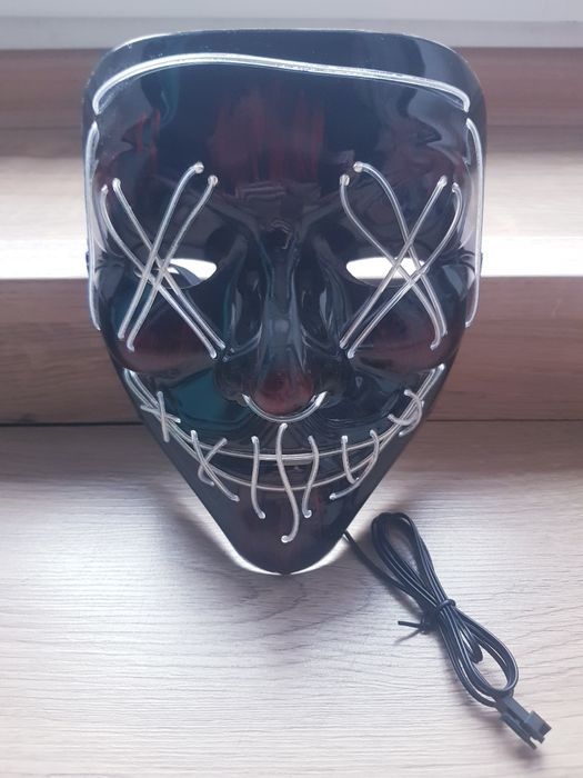 Maska na twarz Halloween marki Pepco .