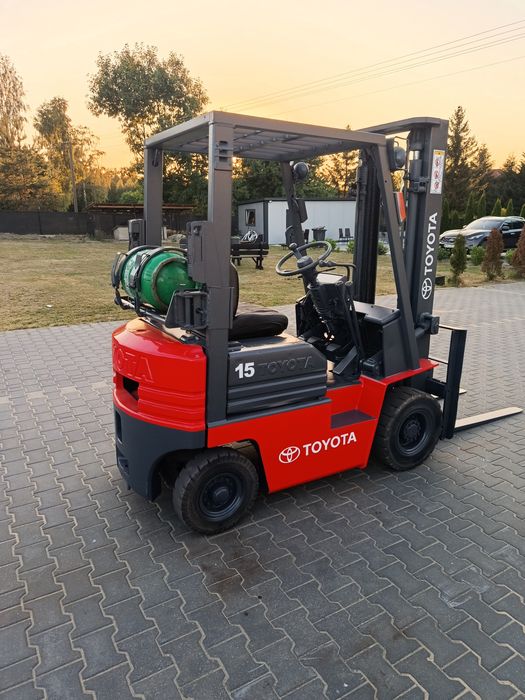 Sprzedam wózek widłowy toyote udźwig 1,5 tony