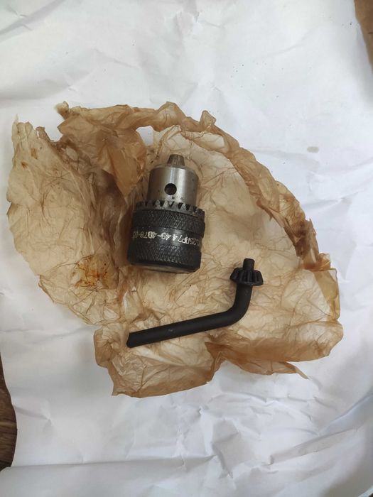 Патрон для дрели