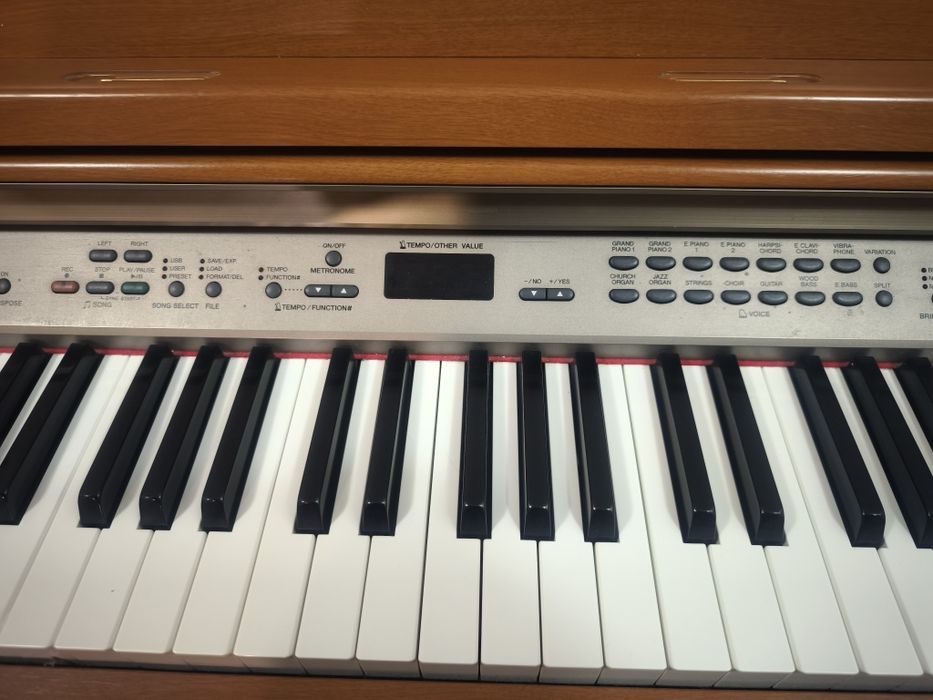 Pianino USB cyfrowe Yamaha clavinova CLP-240 epiano.pl