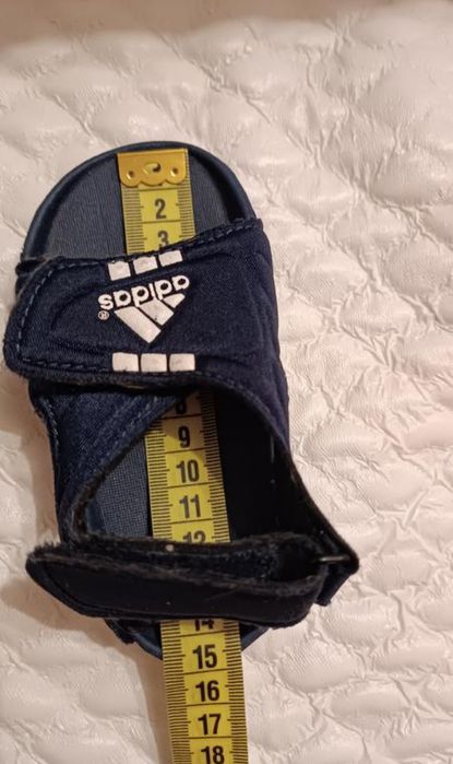 Дитячі босоніжки Adidas