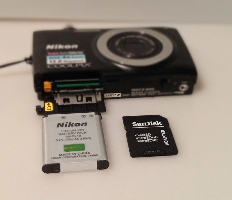Nikon Coolpix S2500