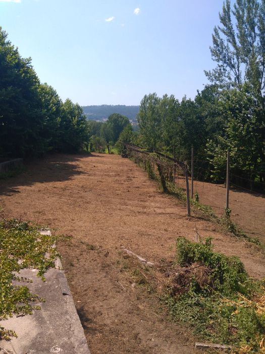 Terreno para utilizar como  estaleiro