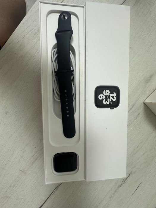 Apple Watch SE..