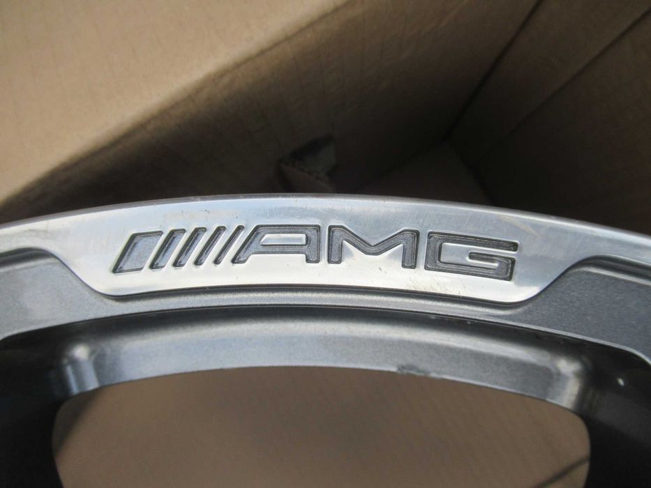 1x Felga 20 Mercedes GT-S SLS 197 AMG 11x20 ET68 oryginał