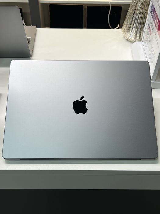 Macbook Pro 16 M1Pro 16GB/512Gb стан 9,8/10 92348