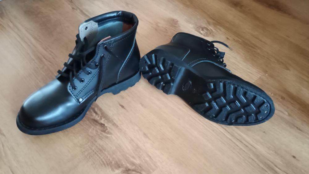 Sprzedam czarne buty