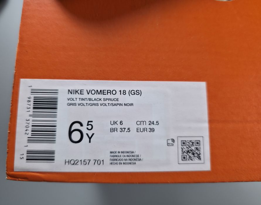 Damskie buty sportowe Nike Vomero 18 r. 39 wkładka 24,5 cm Nowe