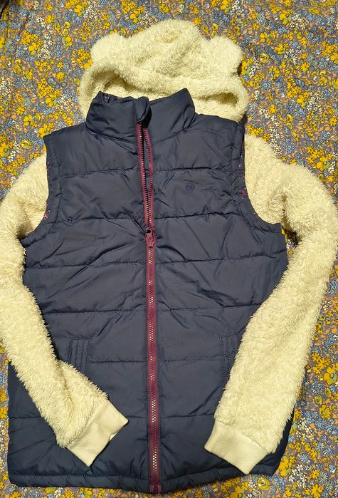 Zestaw kamizelka ocieplacz dwustronny FAT face polarek misiu Gilly Hicks  152-158