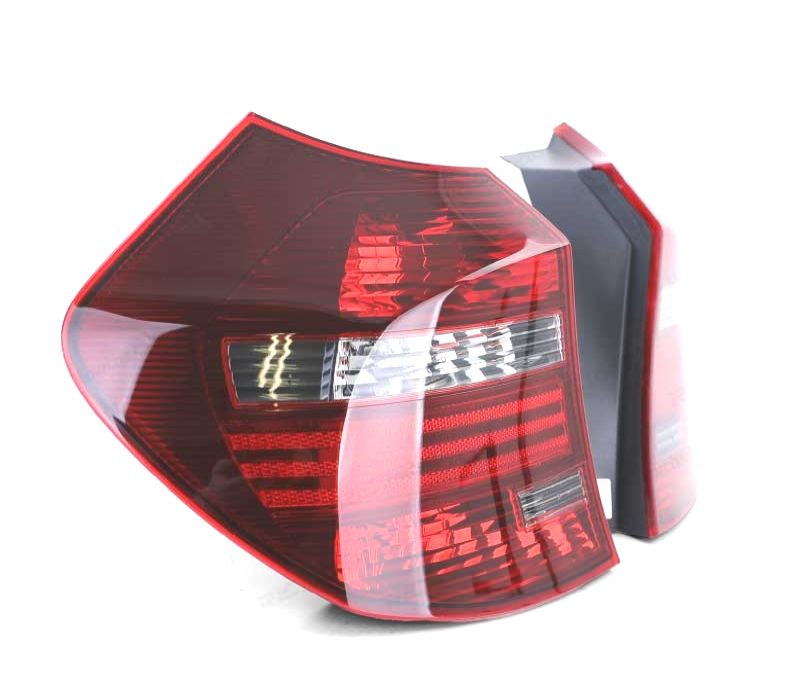FAROLINS BMW E81 E87 LCI 07-11 VERMELHO FUMADO