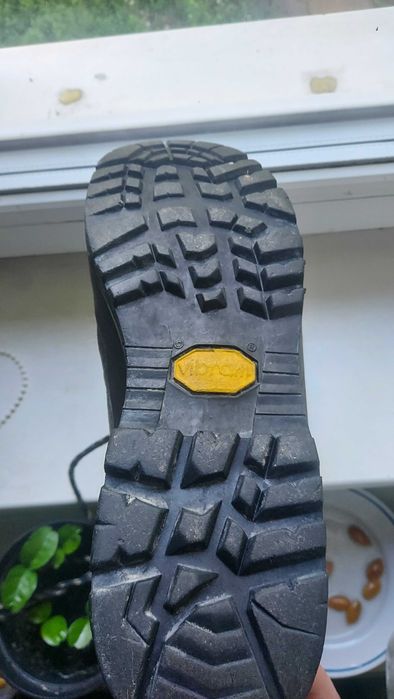 Черевики Raichle Gore-tex 44 гірські Vibram