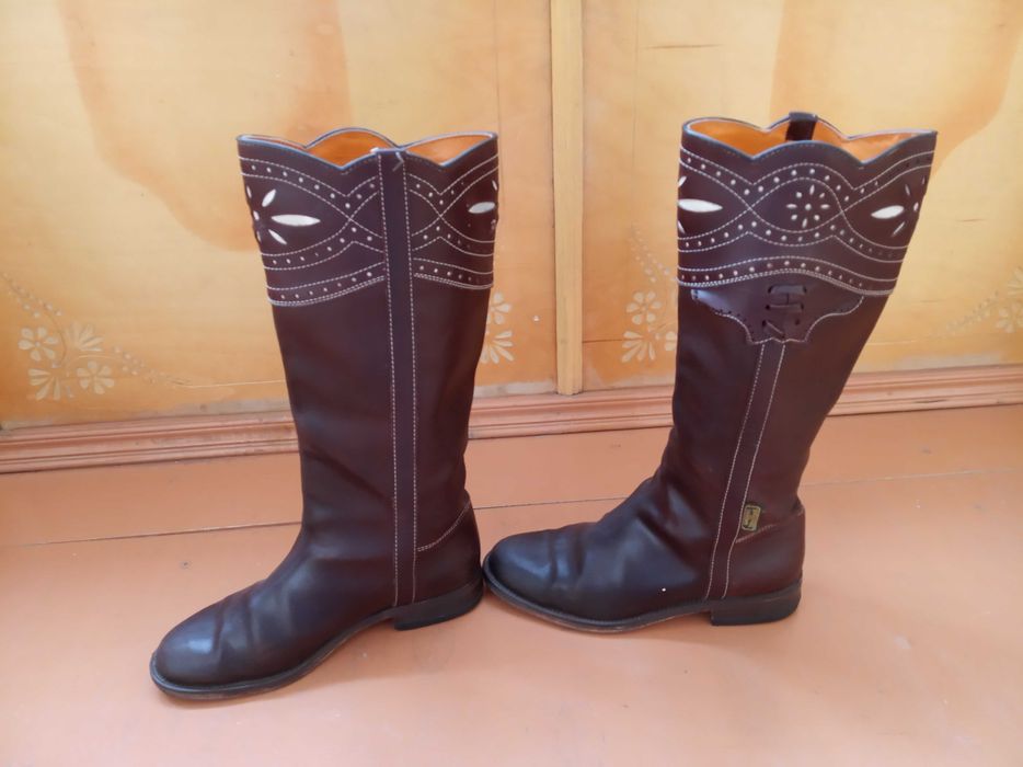 Чоботи з Іспанії на низькому ходу з натуральної шкіри