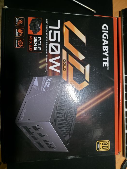 Блок питания Gigabyte GOLD 750W ATX 3.0