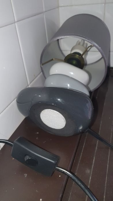 Candeeiro com Pedras  está Novo ofereço lâmpada Led