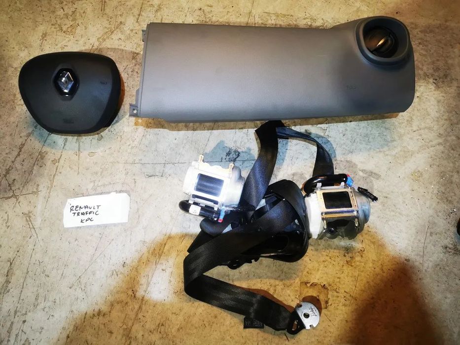 DESKA ROZDZIELCZA konsola kokpit pulpit poduszki airbag pasy KOMPLET ORYGINALNY RENAULT TRAFIC 2015-2021