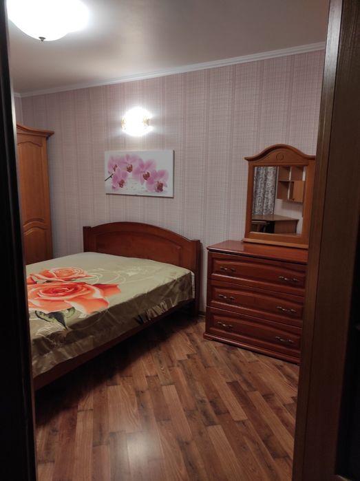 Здається 2х кім квартира Поділля 15500+