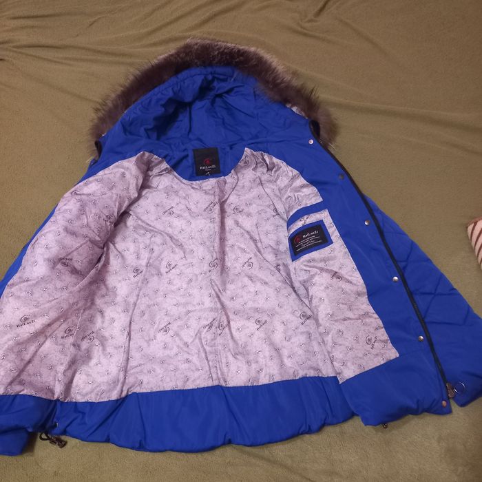 Курточка HAYLuOZY