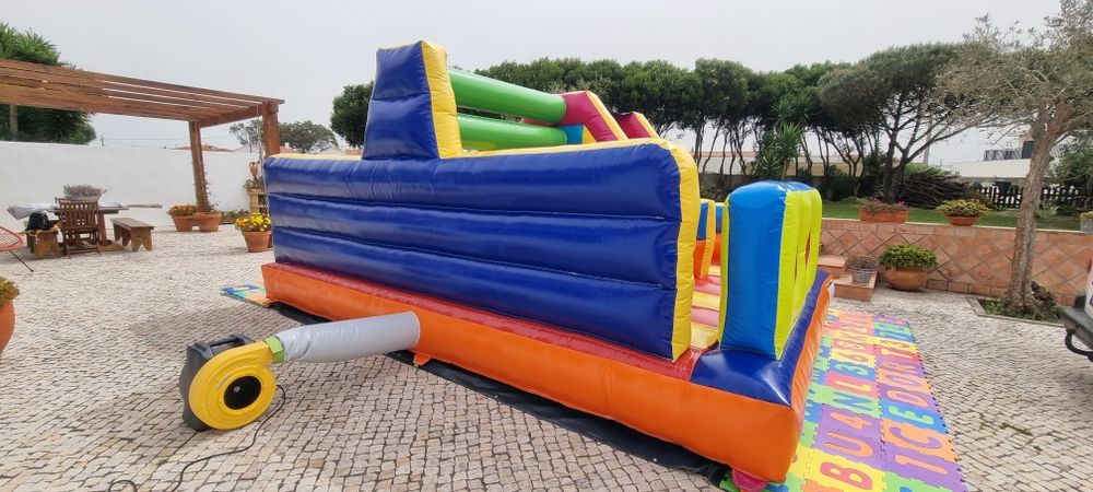 Insuflável - Pista Americana - Aluguer para festas e eventos