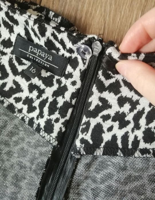 Сукні жіночі р.8 р.16