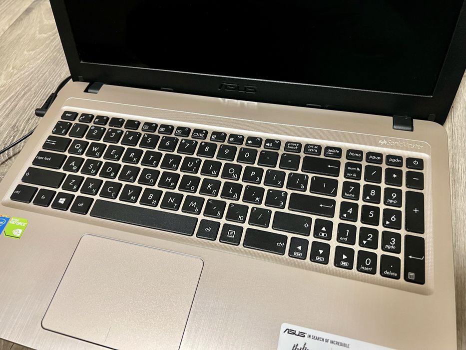 Ноутбук ASUS R540L J Core i3 | 8GB RAM | SSD 128 | GeForce 920M