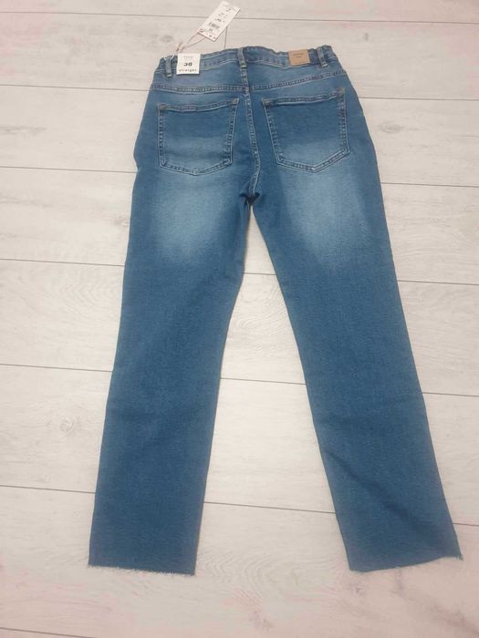 Jeansy damskie House