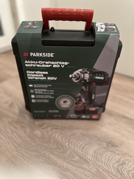 Ударный гайковерт