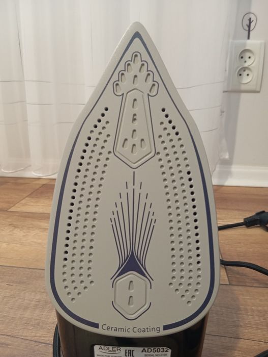 Праска-Утюг ADLER