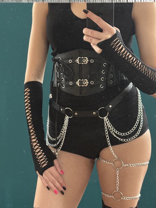 Pas łańcuszek uprząż harnes rękawiczki goth gothic metal korean japan