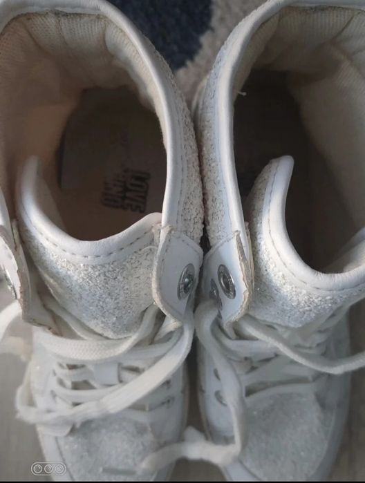 Adidasy love moschino