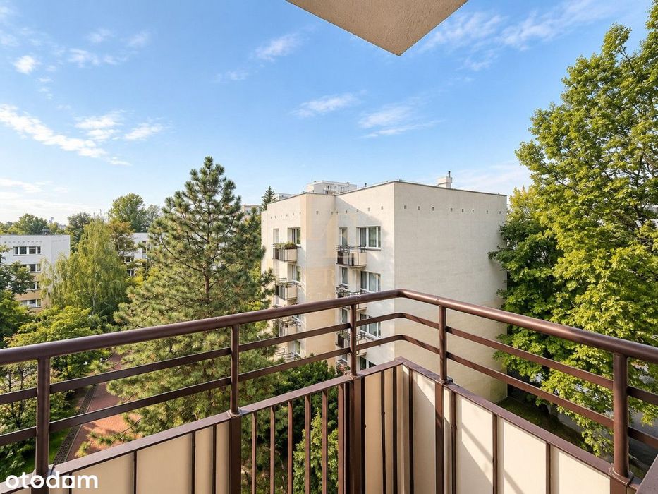 Metro Stokłosy | Balkon | Piwnica