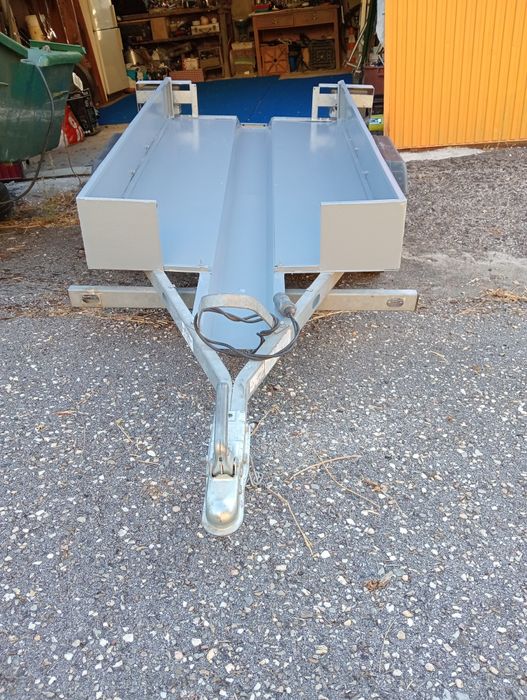 Atrelado mota e dá para mais