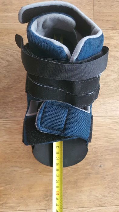 But ortopedyczny orteza rozmiar M, długość wkładki 25,5cm
