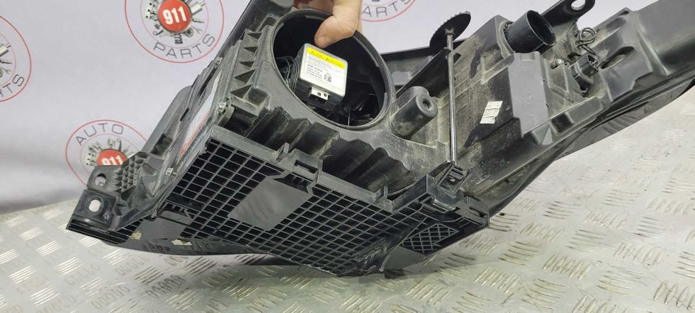 Фара права Range Rover Evoque 2012-2015 Bi-Xenon/Adaptive