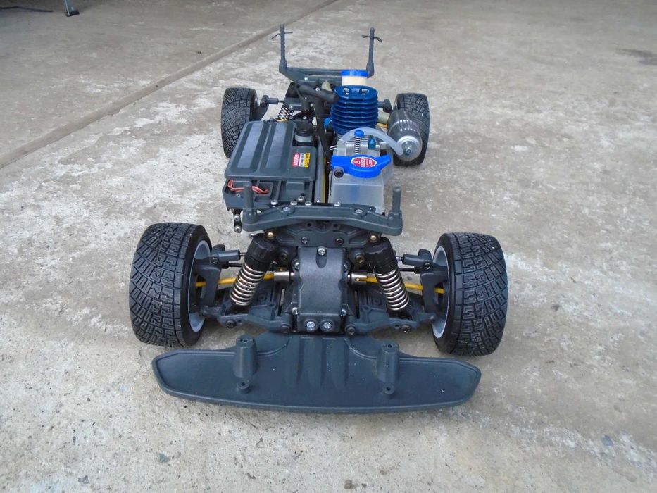 TAMIYA TGX Mitsubishi Lancer EVO 4WD 1:8 NITRO Model RC Spalinowy