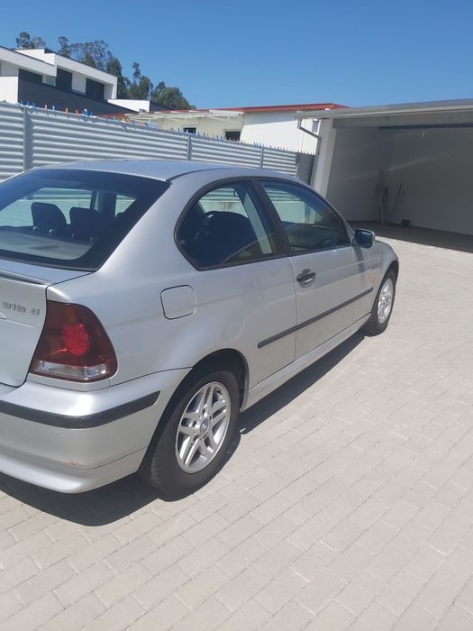 Carro BMW.