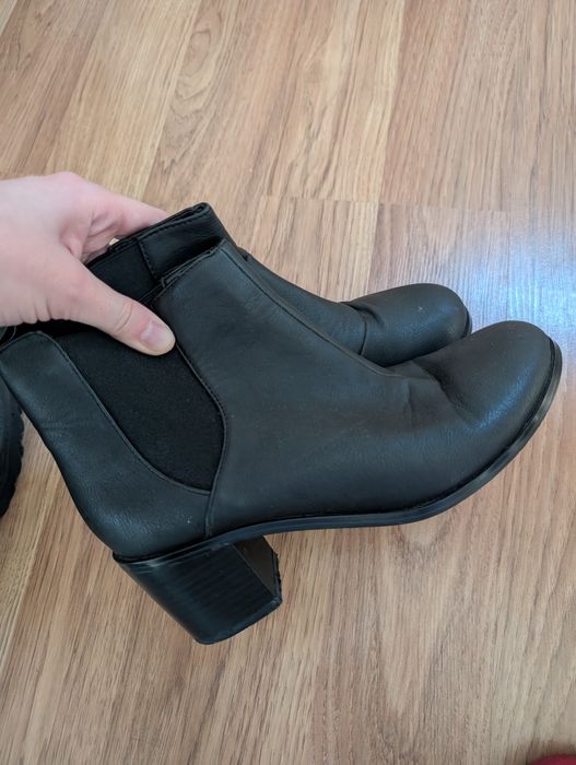 LIKWIDACJA TANIO buty czarne skórzane sztyblety 38