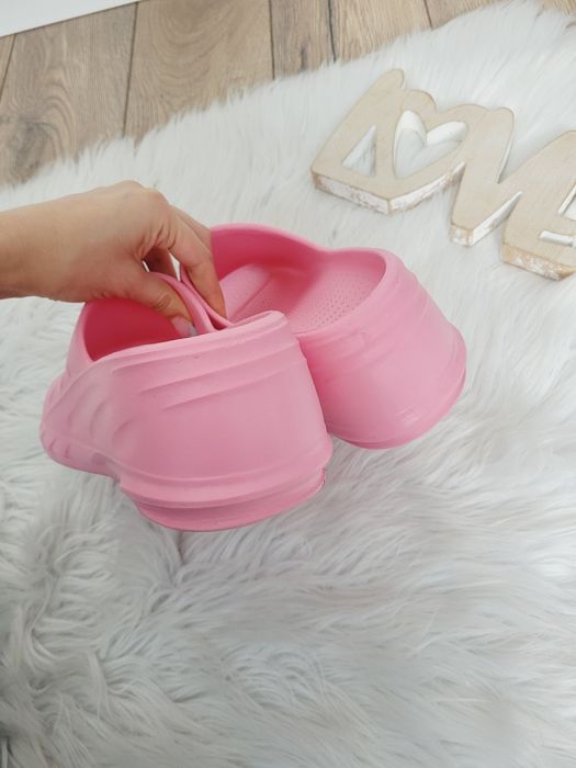 Klapki  barbie róż 37